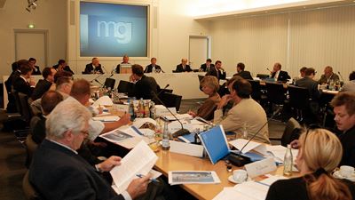mg AGM