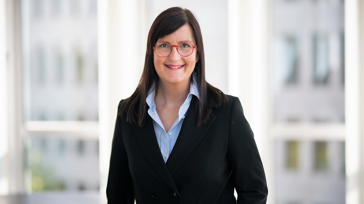 Katja Redweik - Senior Investor Relations Manager