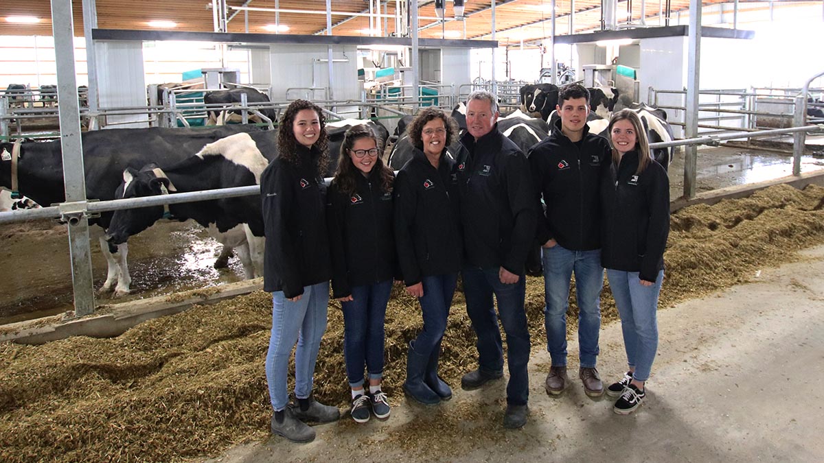 AHE Dairy GEA Dairy Robot R9500 family
