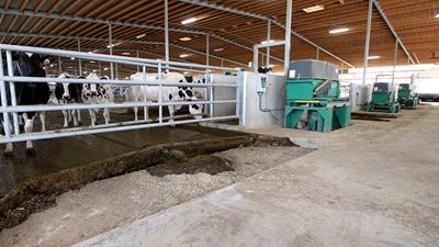 AHE Dairy GEA Dairy Robot R9500 manure equipment