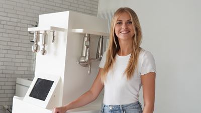 Jana Zimpel – Product Sales Manager