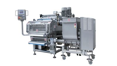 MRD540 single sheet filling and forming machine for fresh pasta with a lobe pump for filling dosage (Photo Pavan/GEA)
