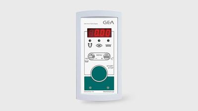 تعمل وحدات التحكم في الحلب من GEA على تبسيط نظام الحلب، وأخذ قياس الحليب وإزالة مجموعة الحلب.
