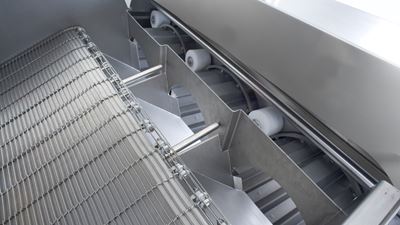 GEA MultiDrum | Paniermaschine für einen Geschmack wie hausgemacht – Einlauf