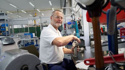 NEW: Serviceable | Cleaner production - Andreas Kolhoff
