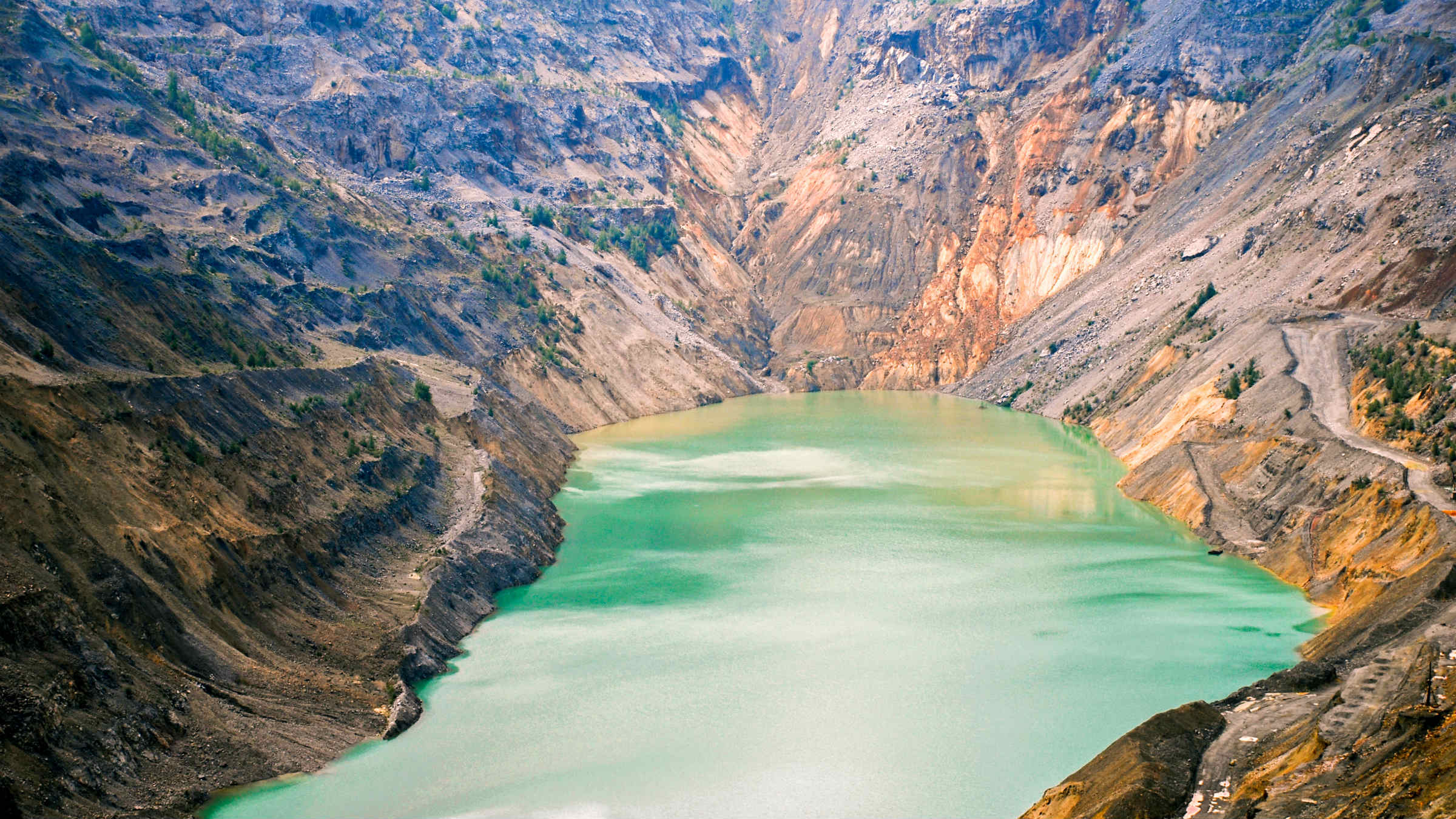 Taming tailings to protect the environment
