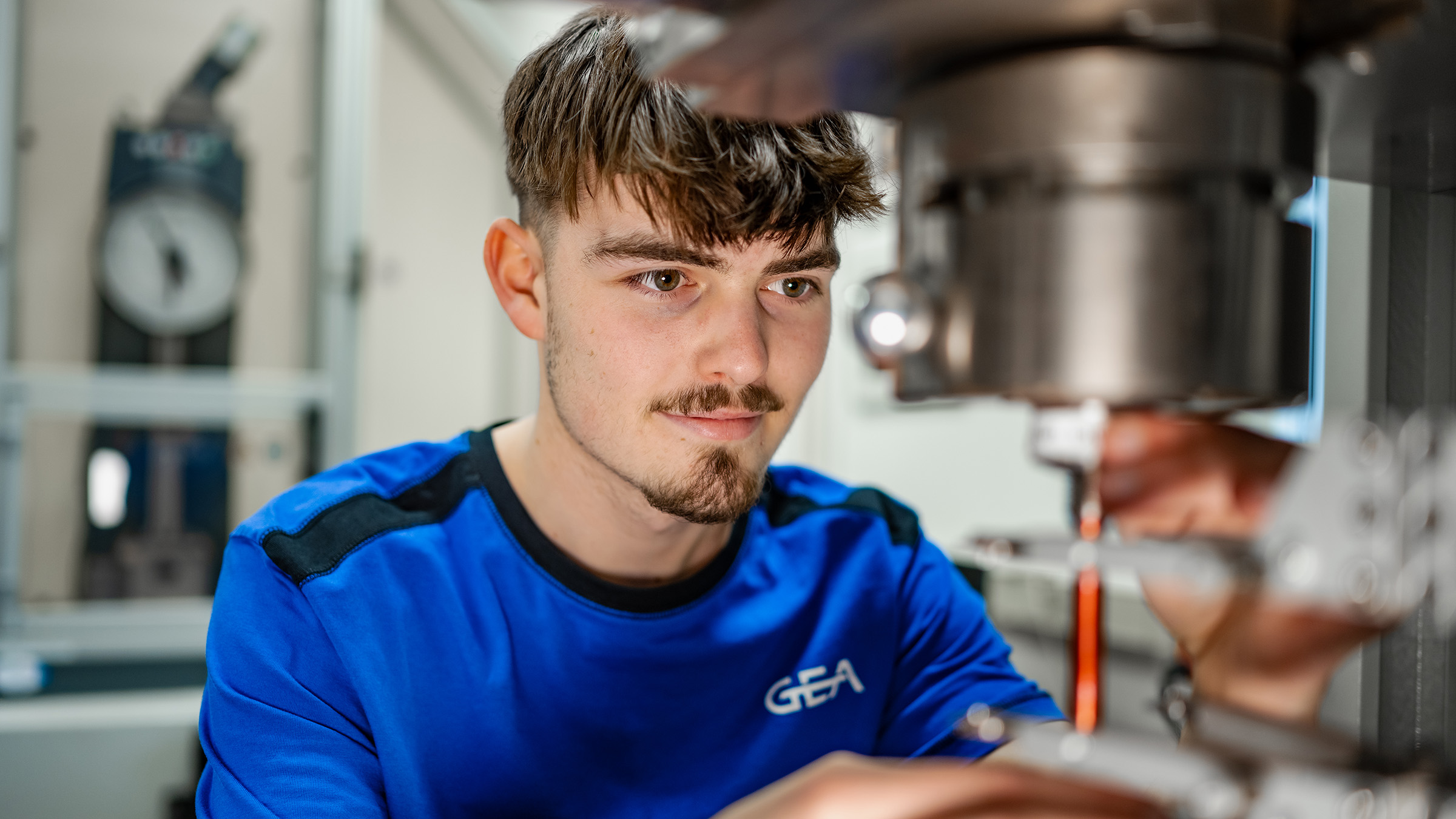 Werkstoffprüfer_Oelde