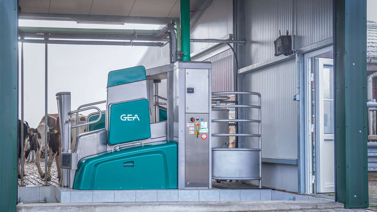 GEA DairyRobot R9500