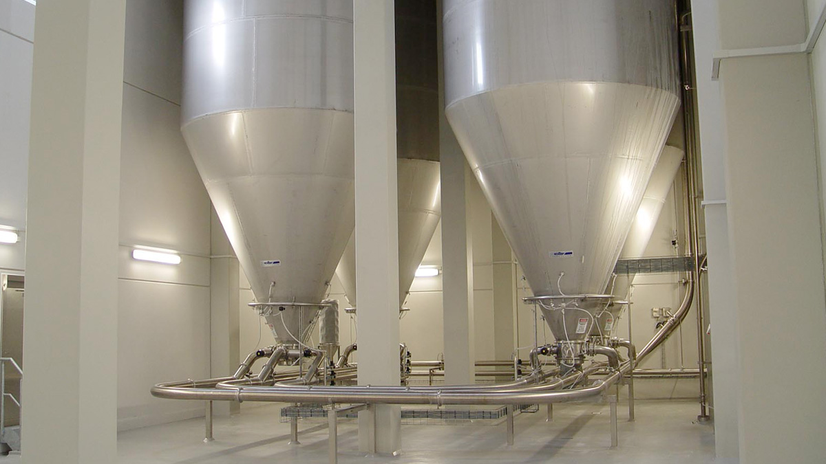GEA Nu-Con powder silos