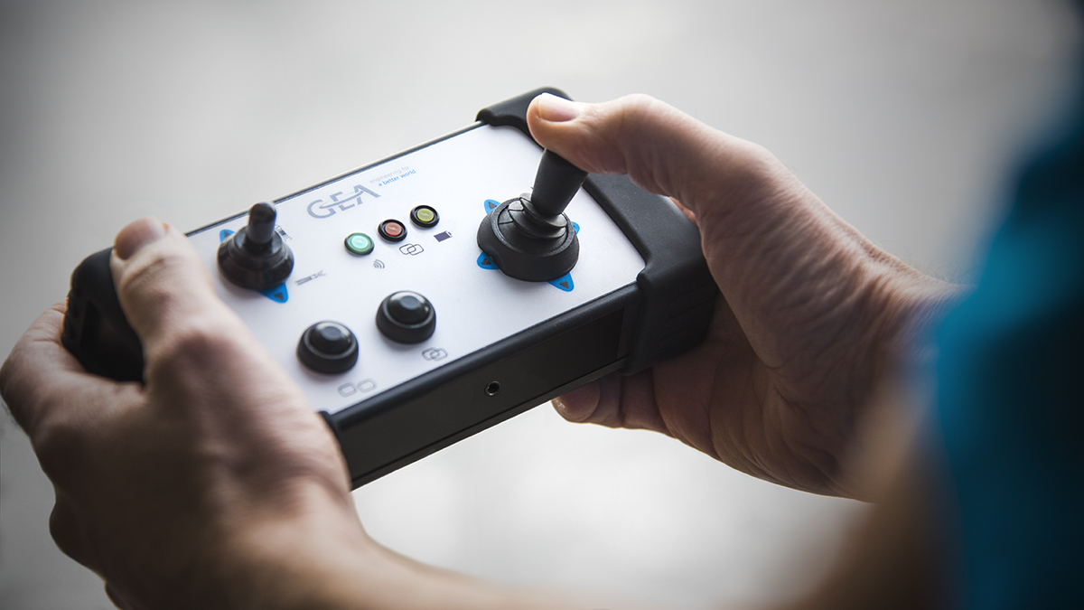 Wireless remote control for PTO pumps