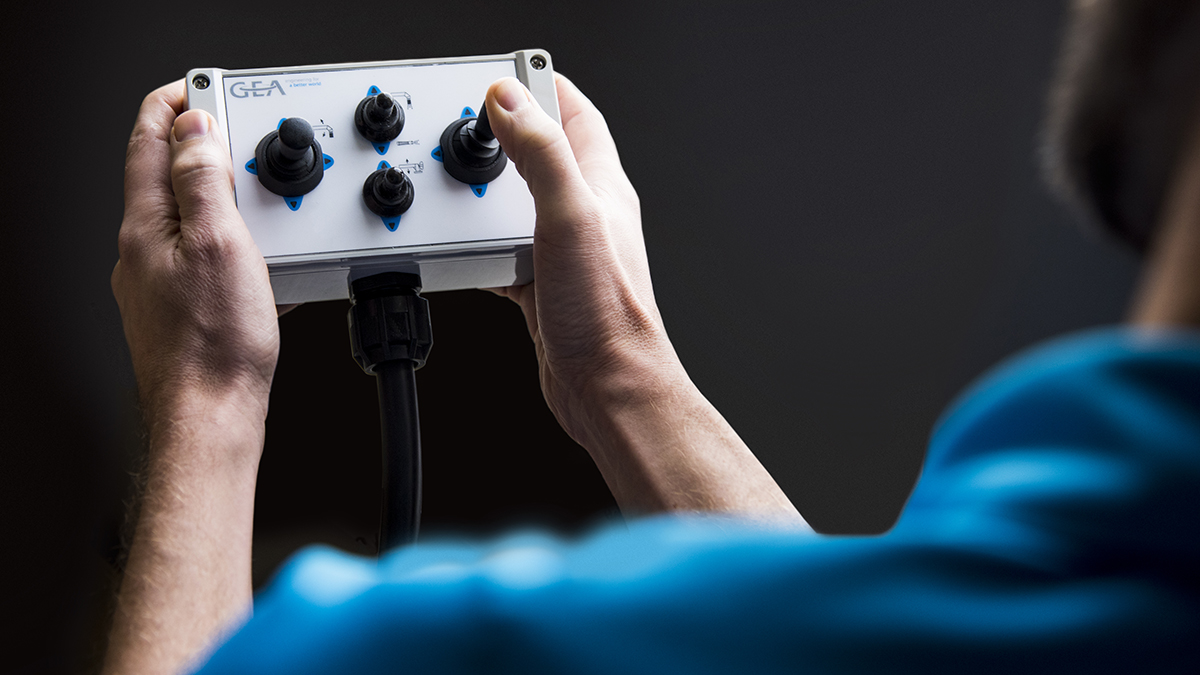 Wired remote control for PTO pumps