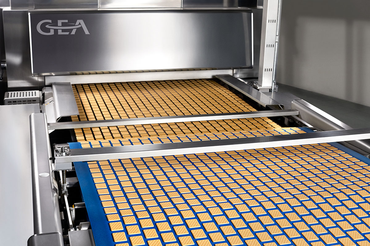 Baking conveyor system