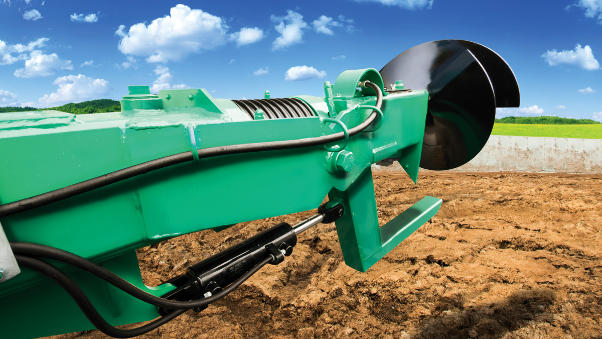 Articulated PTO Agitator