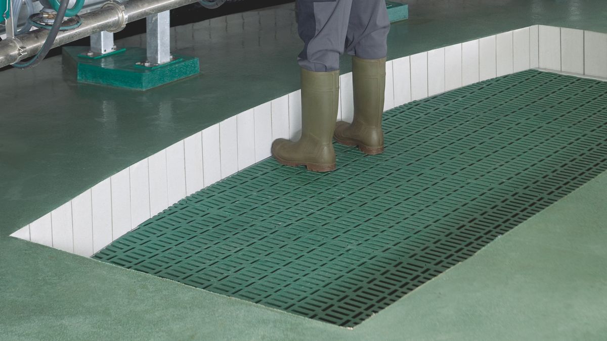 Milking Parlor Accessory - EGO Lifting Floor