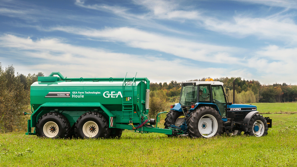 EL44 Steerable Manure Spreaders