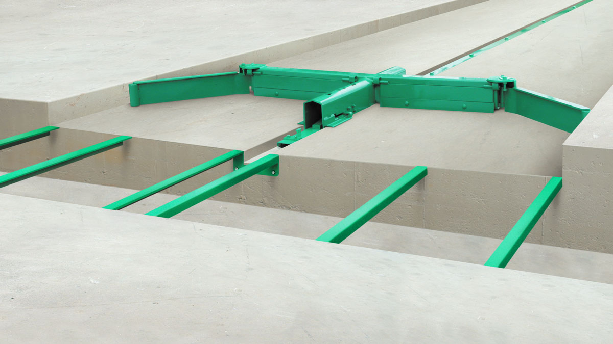 Hydraulic Free Stall Cleaner