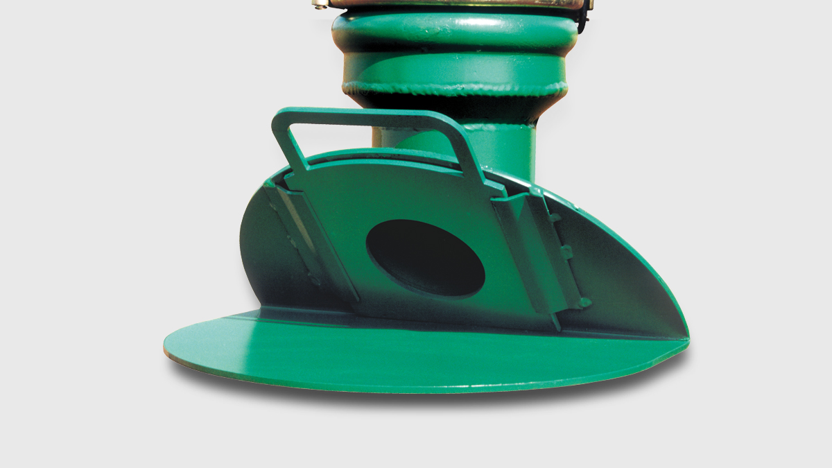 38-Foot Tool Bar with Three Deflectors