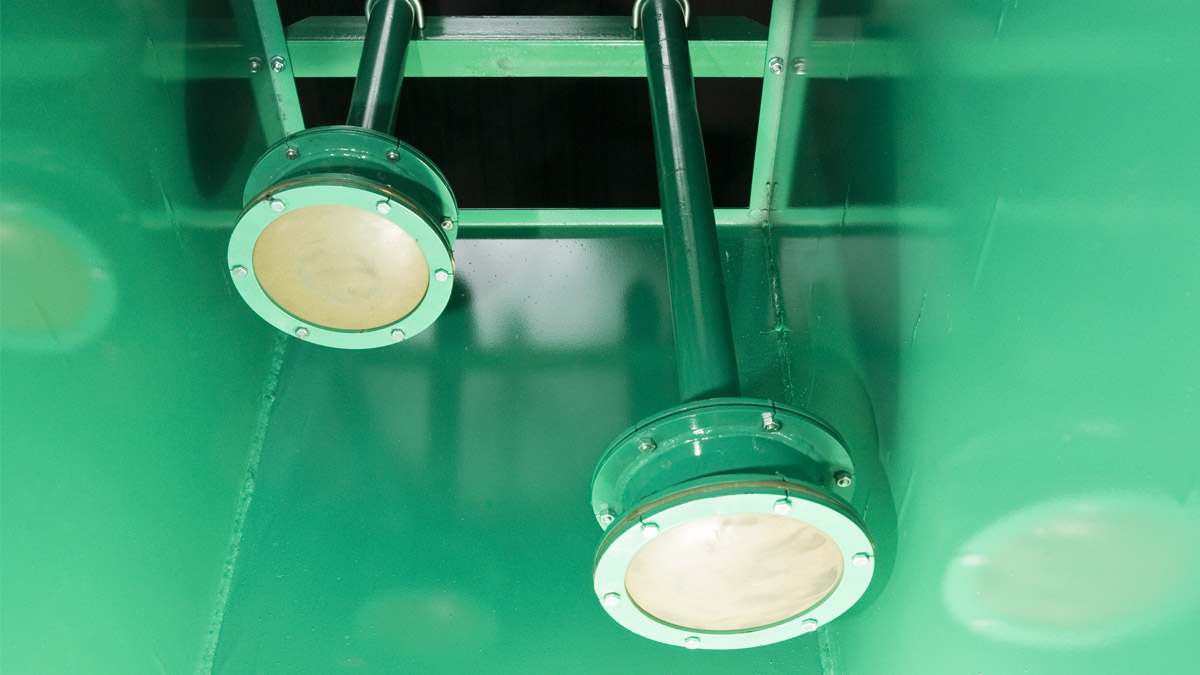 GEA Flow Regulator Tank viewed from inside