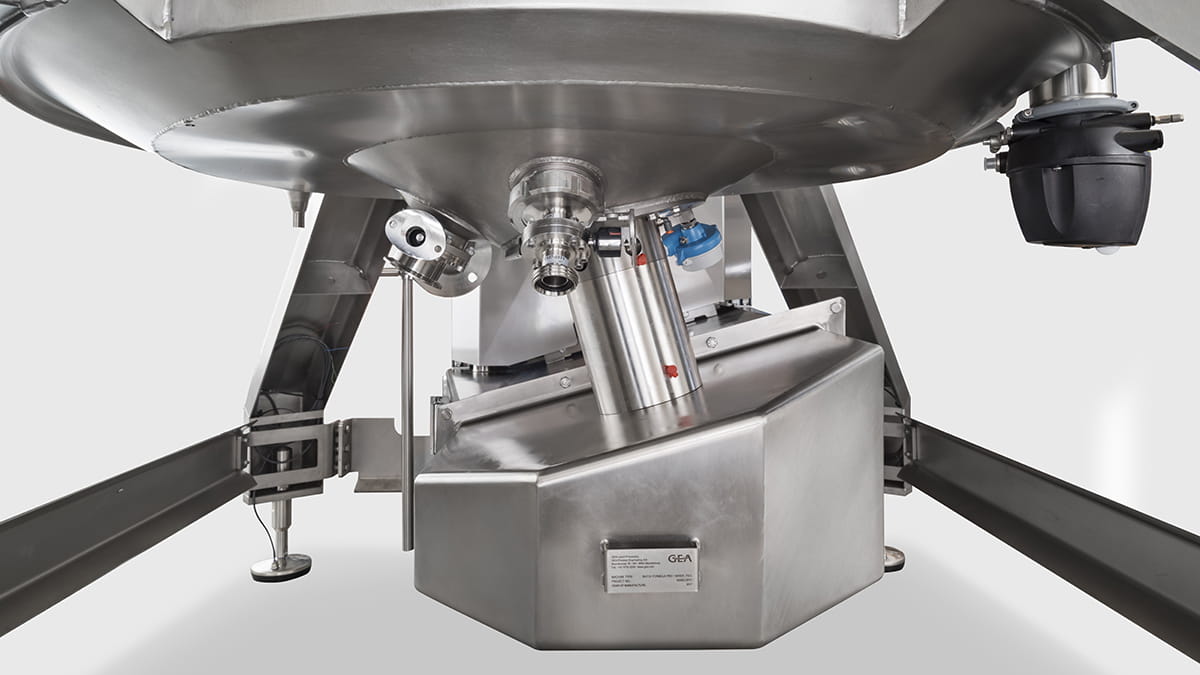 GEA BATCH FORMULA® PRO | A slanted high shear mixing device enables reduced levels of vortex formation