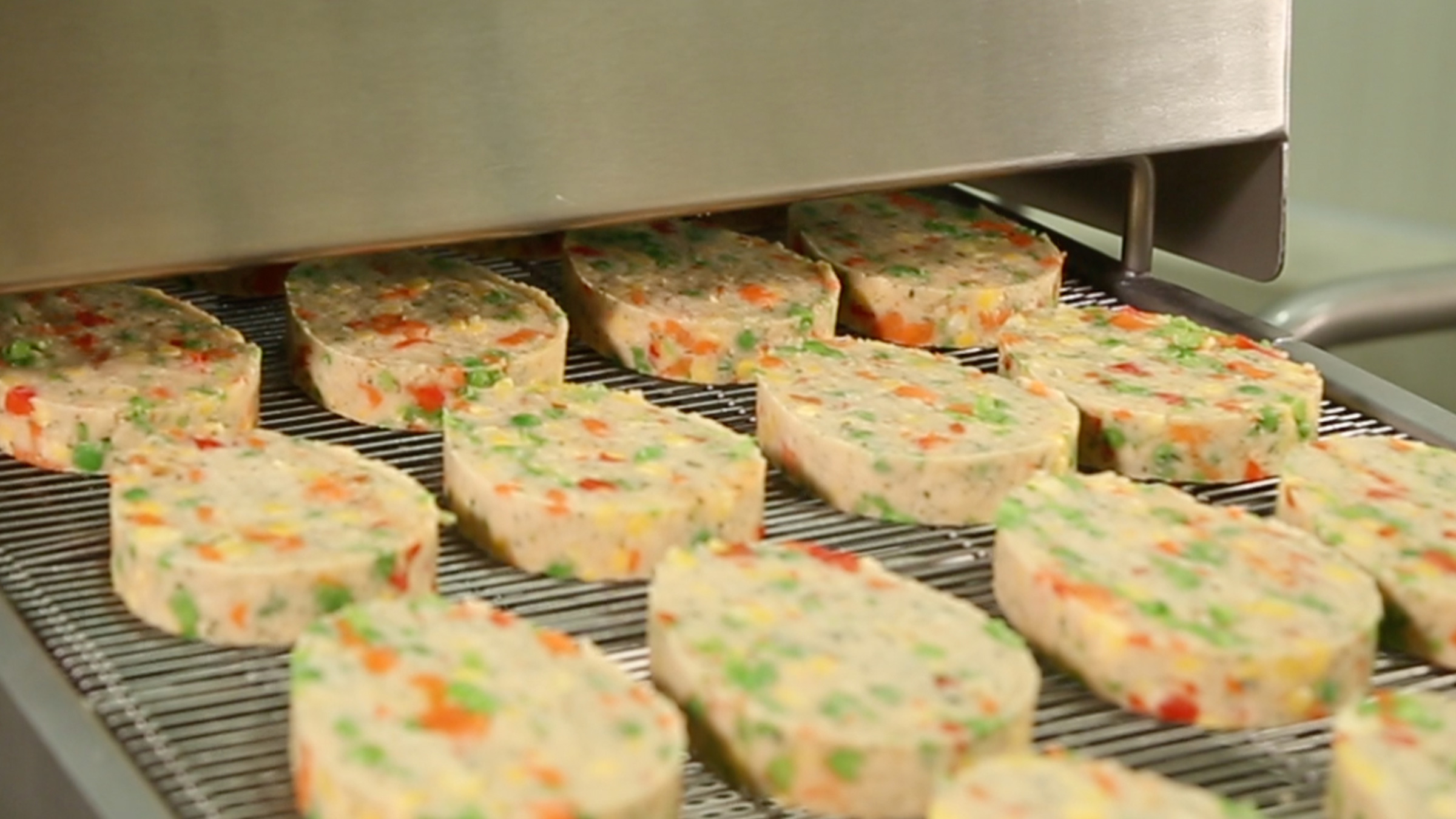 GEA MultiFormer is forming a vegan product