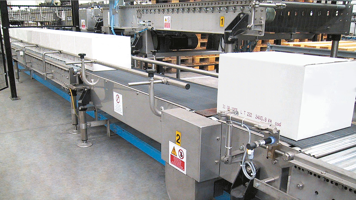 Carton boxes conveyors