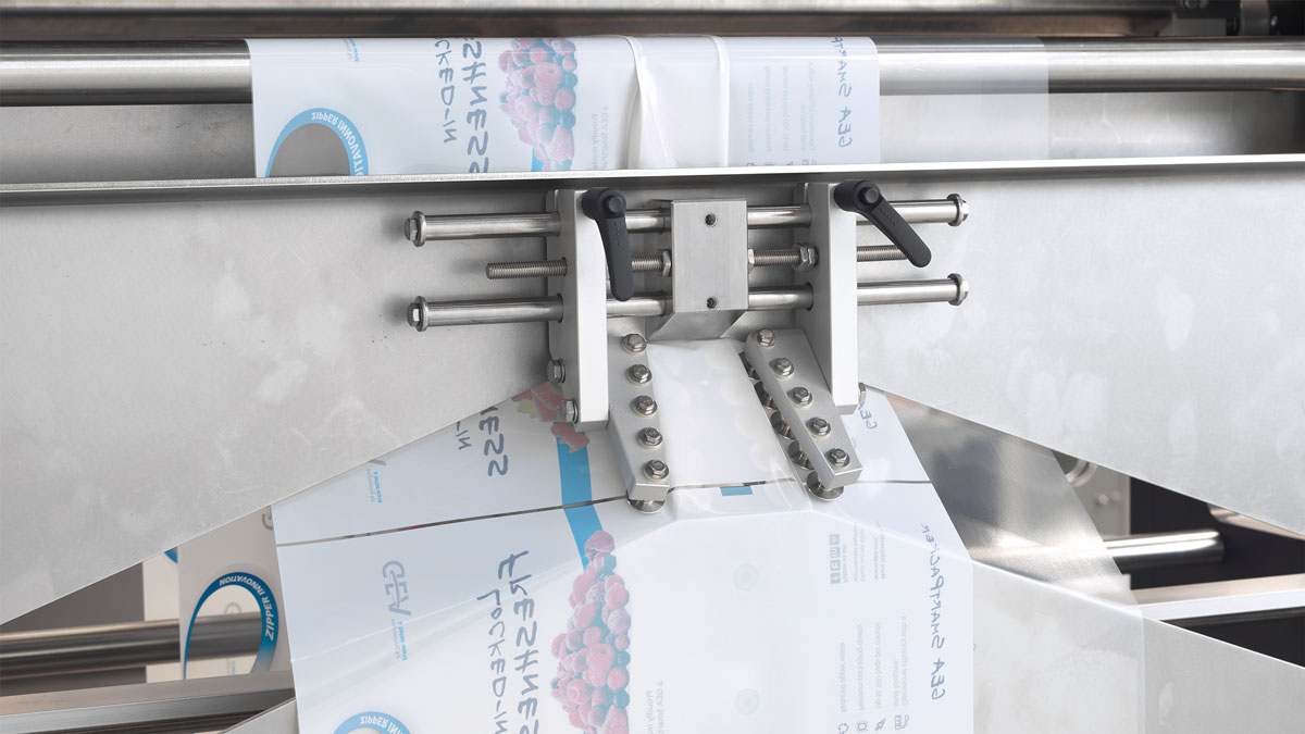 GEA SmartPacker CX400 D-Zip for stand-up pouches with zip corner seal