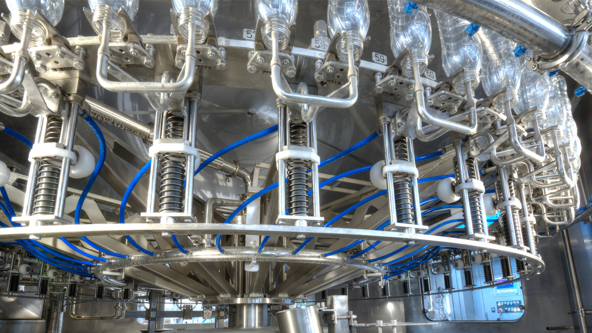 PAA based sterilization treatment on bottles