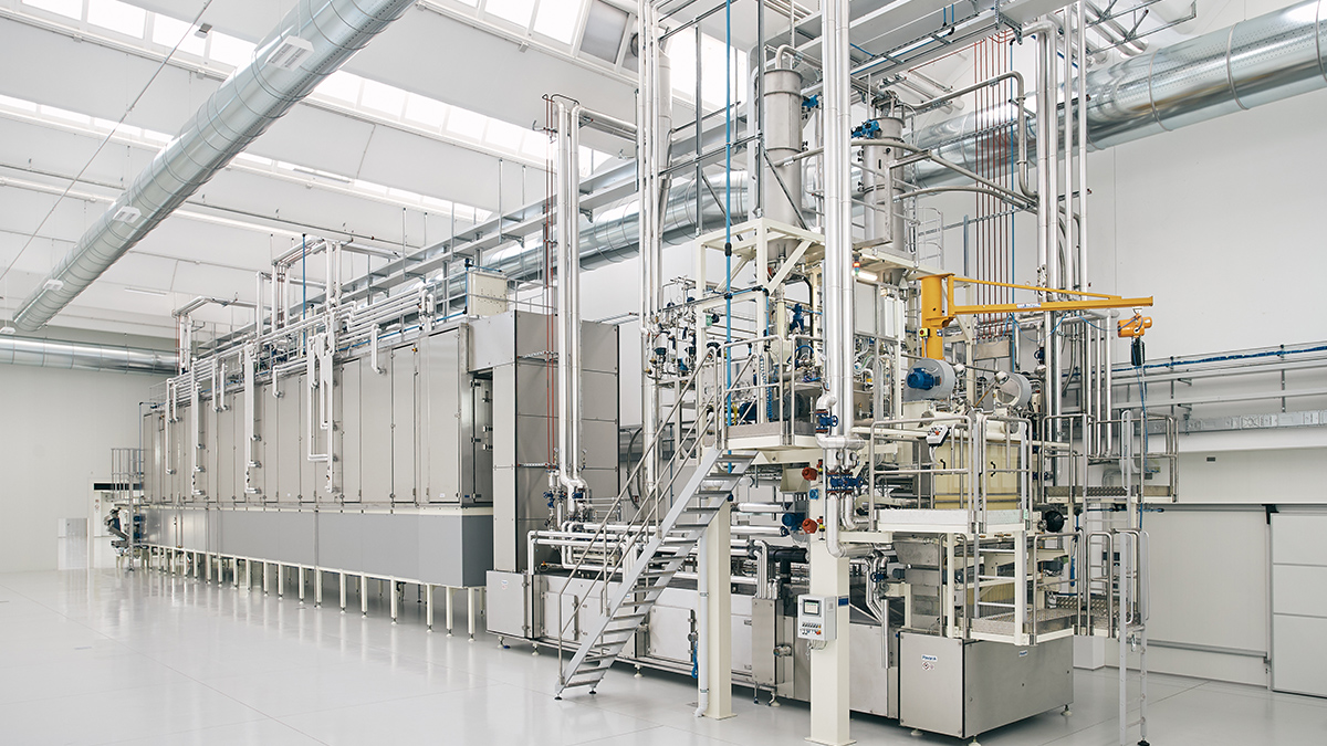 パスタネスト - カップ・ベルト製造ライン