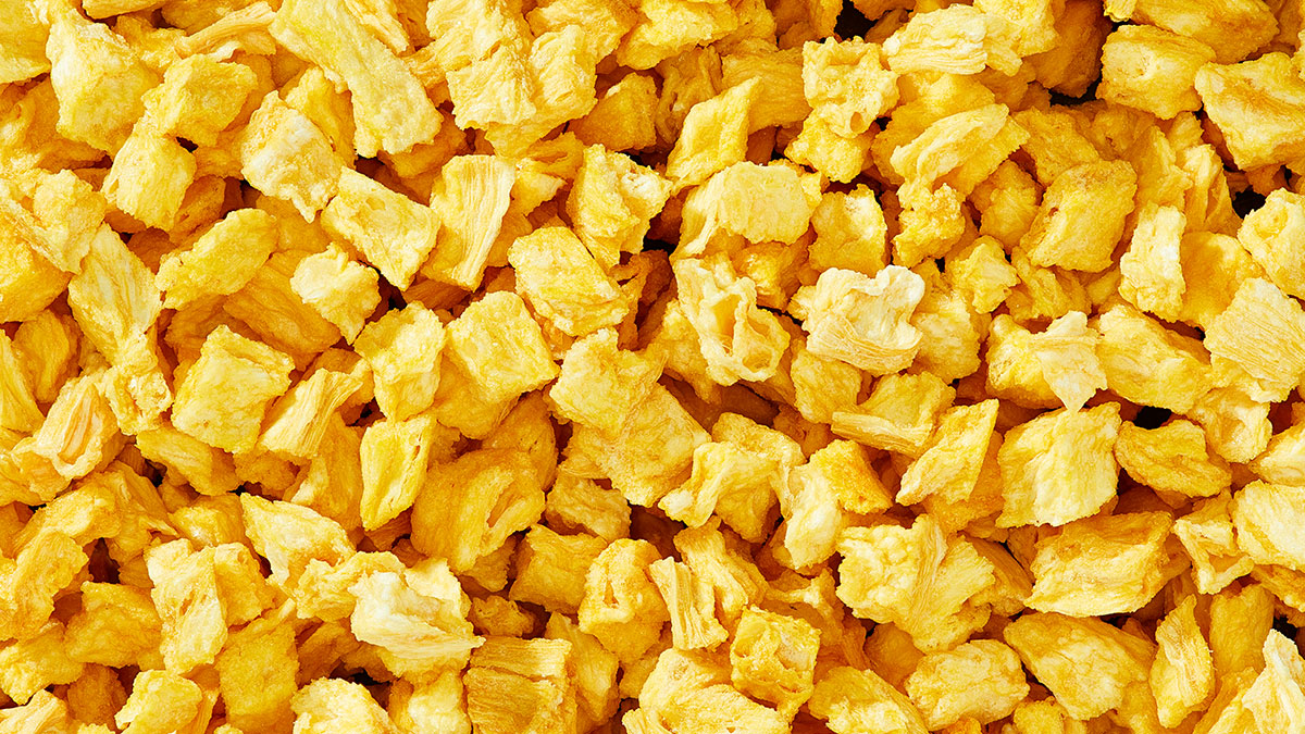 Freeze dried pineapples