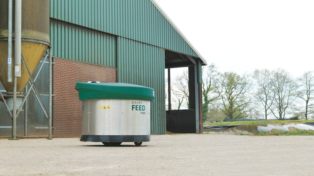 Feed Pusher - DairyFeed F4800
